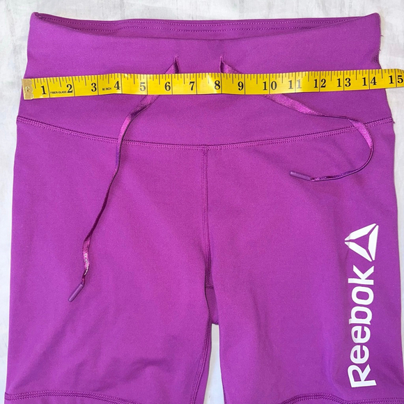 NWOT Women’s Size Medium Reebok Running/Bike Workout Shorts - Picture 5 of 8